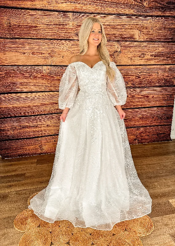 Casual outfits that elevate your style   Gwendolyn Wedding Dress