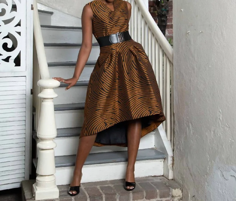 Refresh your wardrobe with trendy women’s apparel High Low Sleeveless Dress In Black-Gold Refresh your wardrobe with trendy women’s apparel High Low Sleeveless Dress In Black-Gold