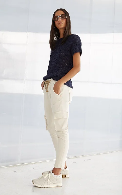 Women’s fashion that reflects your personality   Active Cargo Cream Jeans
