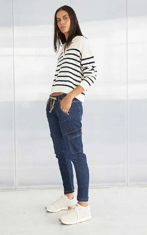 Fashionable women’s clothing that makes you shine   Active Cargo Paris Blue Jeans