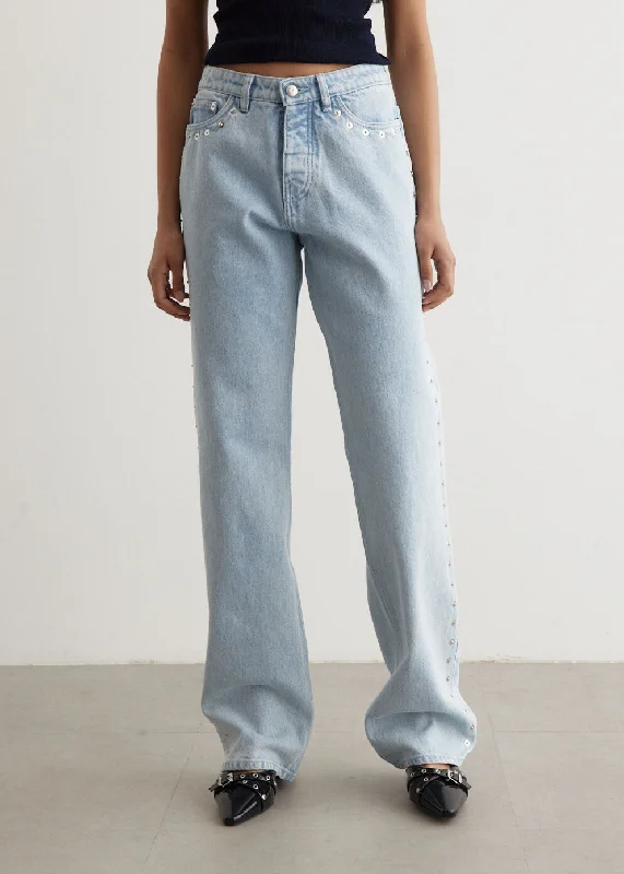 Soft, breathable fabrics for fashionable women   Crowd Jeans