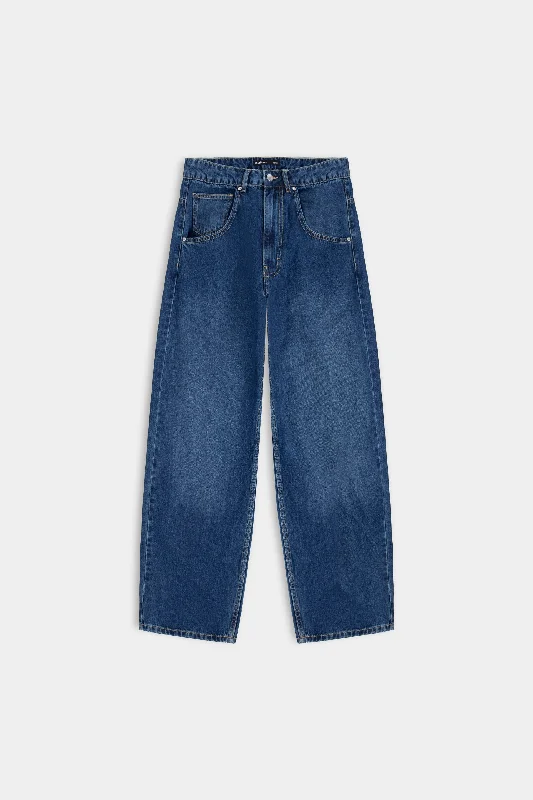 Confidence-boosting clothing for women   Skater Fit Jeans