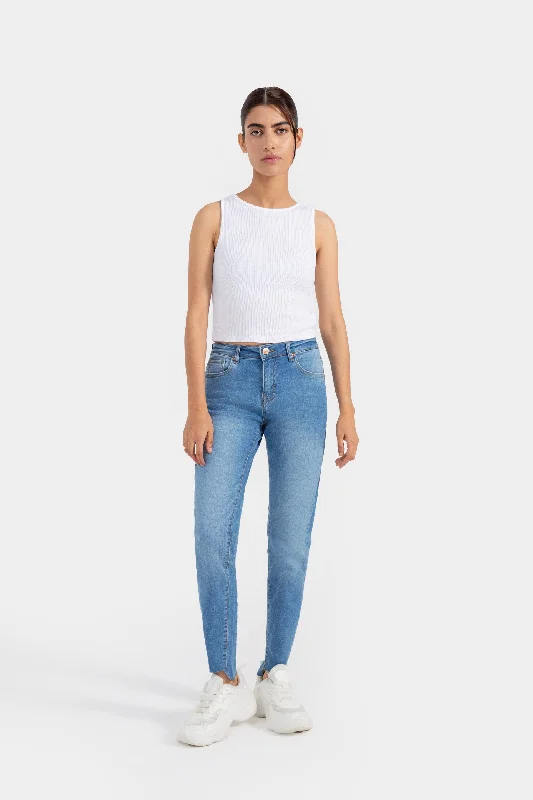 Comfortable yet fashionable women’s wear   Mid-Rise Skinny Jeans