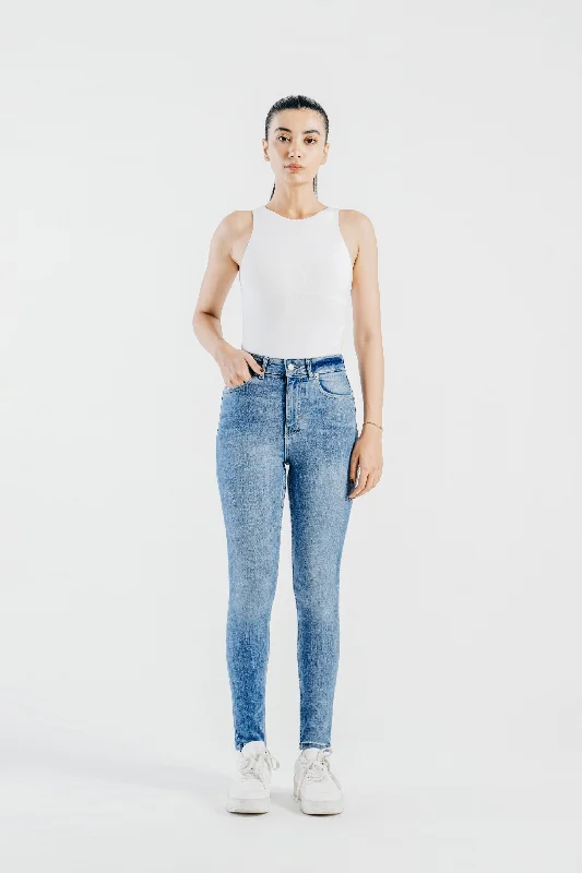 Uncover unique pieces for your perfect wardrobe   Basic High Rise Skinny Jeans