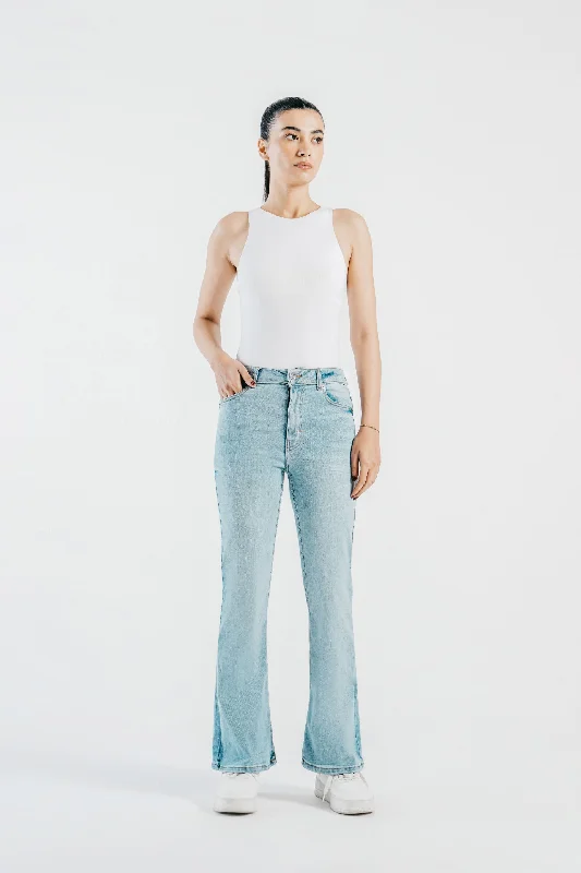 High-quality women’s wear for everyday elegance   Skinny Flared Denim Jeans