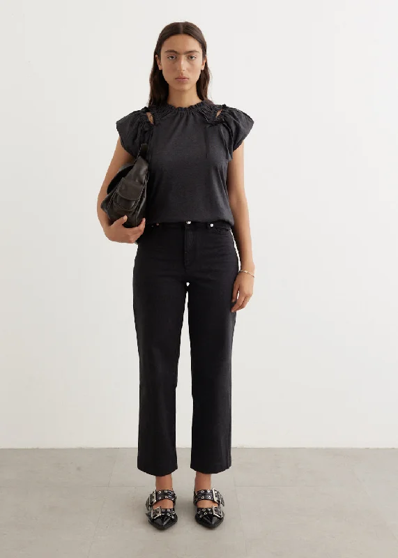 Sleek and sophisticated fashion for modern women   New Sailor Jeans