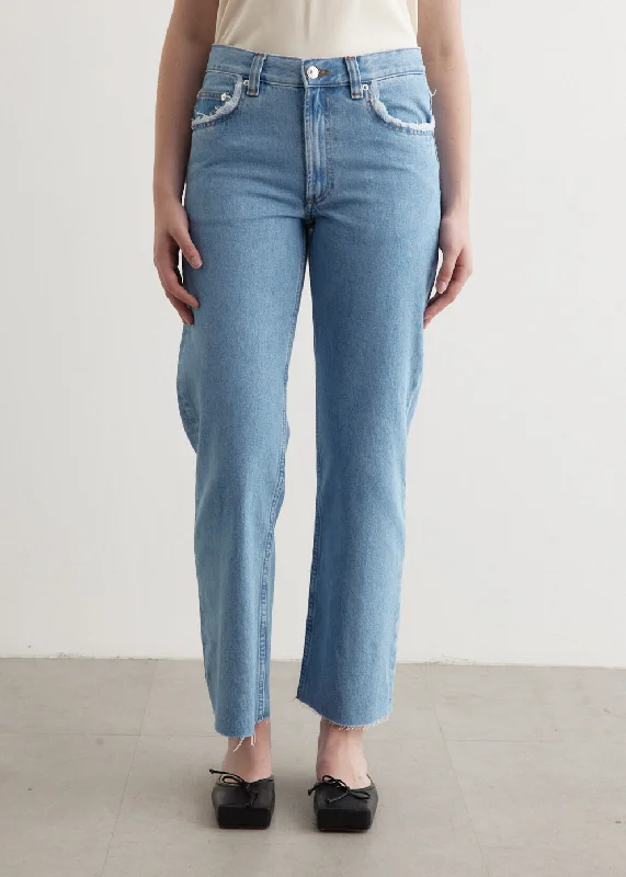 Effortlessly stylish outfits for the modern woman   Relaxed Raw Edge Jeans