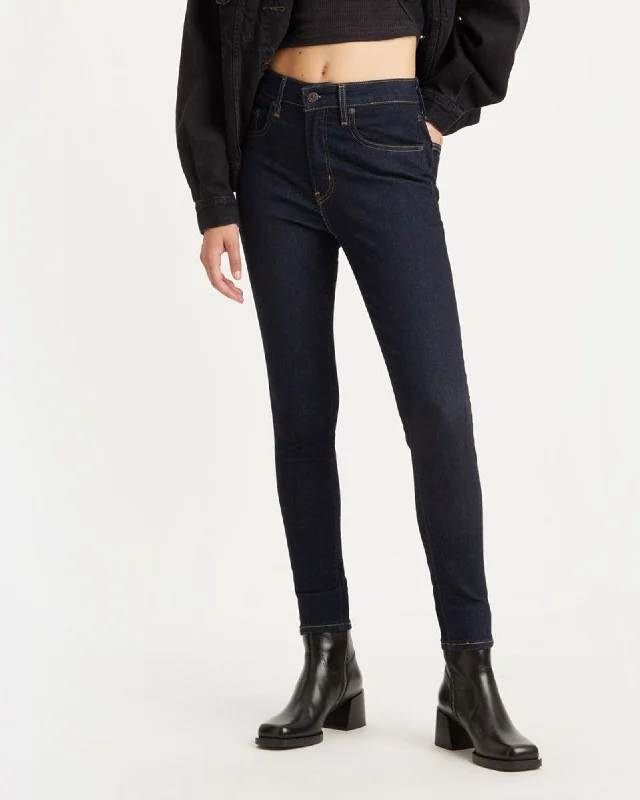 Classic pieces for a timeless wardrobe Levi's® Womens 721 High Rise Skinny Jeans - Blue Wave Rinse Classic pieces for a timeless wardrobe Levi's® Womens 721 High Rise Skinny Jeans - Blue Wave Rinse