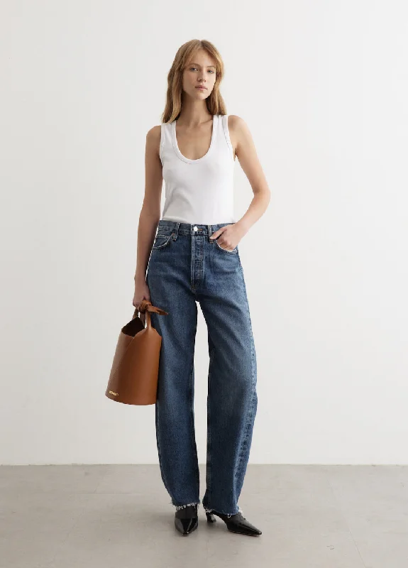 Refresh your wardrobe with high-quality women’s fashion   Luna Pieced Jeans