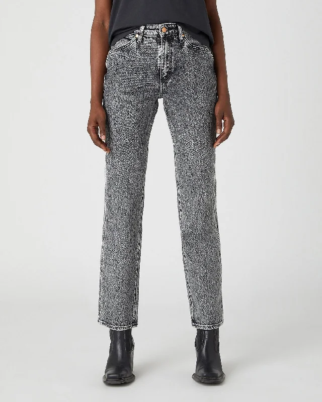 Curated collections for modern, fashionable women Wrangler Womens Wild West High Rise Straight Cropped Jeans - Tornado Curated collections for modern, fashionable women Wrangler Womens Wild West High Rise Straight Cropped Jeans - Tornado